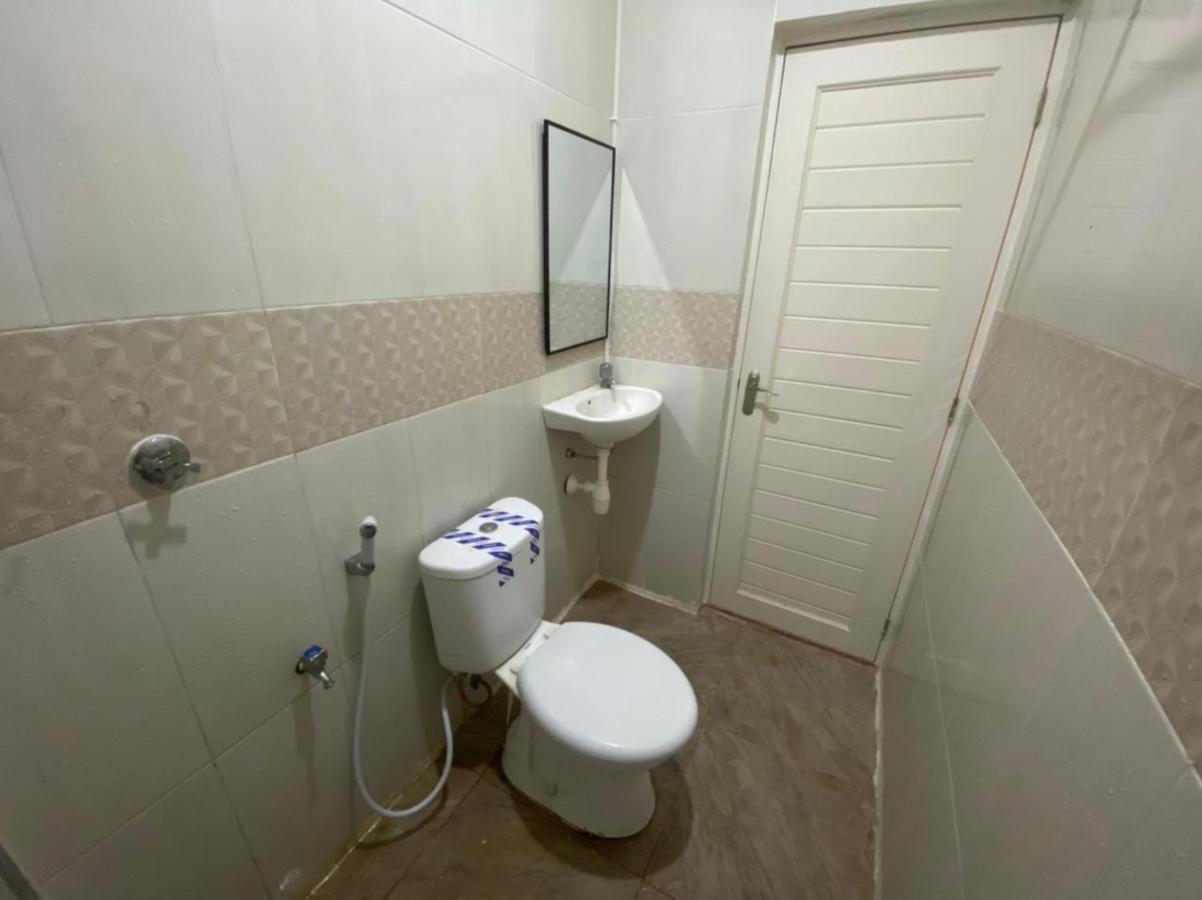 Mapala Guest House Makassar Redpartner Ngoại thất bức ảnh